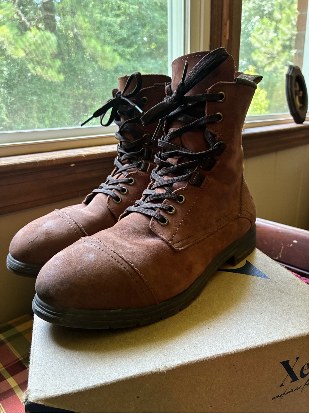 Xena Women’s Brown Lace-Up Steel Toe Leather Boots